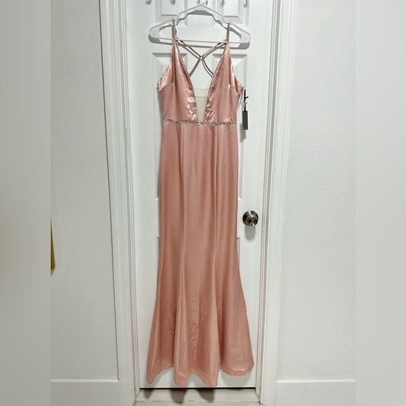 LOVERS & FRIENDS Blair Gown In Pink - Picture 5 of 9